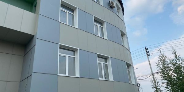 Административное здание — Якутия — Фиброплита ФАСАД-КОЛОР